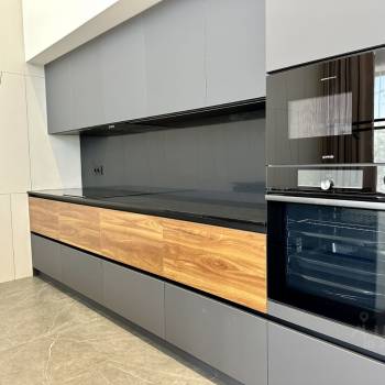 Продается Дом, 218 м²