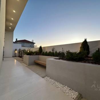 Продается Дом, 218 м²