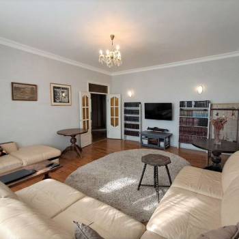 Продается Многокомнатная квартира, 165 м²