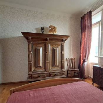 Продается Многокомнатная квартира, 165 м²