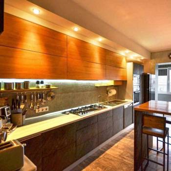 Продается Многокомнатная квартира, 255 м²