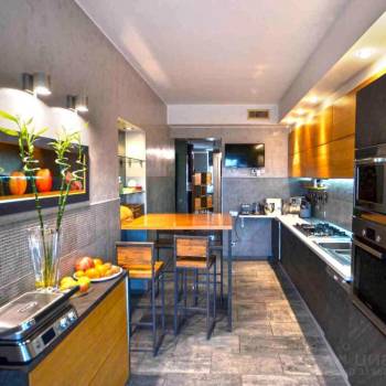 Продается Многокомнатная квартира, 255 м²