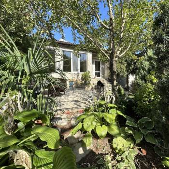 Продается Дом, 240 м²