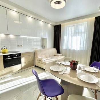 Продается 1-комнатная квартира, 46 м²