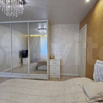 Продается 3-х комнатная квартира, 70,9 м²