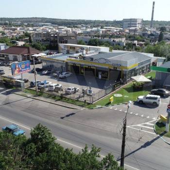 Сдается Нежилое помещение, 600 м²