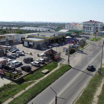 Сдается Нежилое помещение, 600 м²