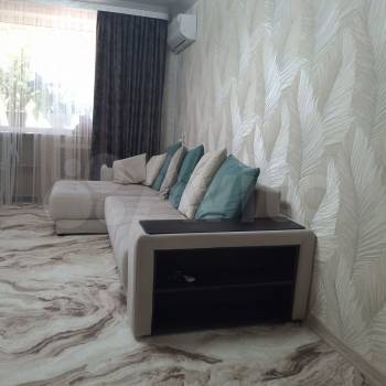 Продается 1-комнатная квартира, 37 м²