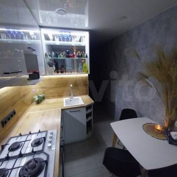 Продается 1-комнатная квартира, 37 м²