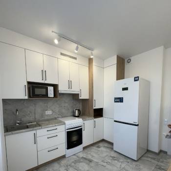 Сдается 1-комнатная квартира, 42 м²