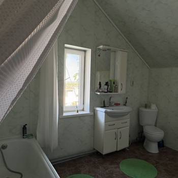 Продается Дом, 180 м²