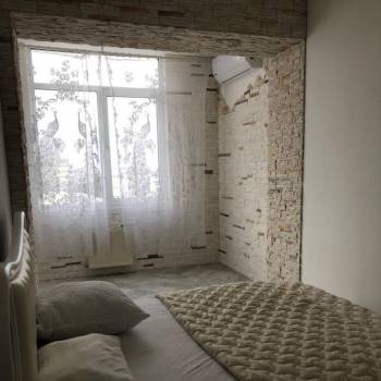 Сдается 1-комнатная квартира, 54 м²