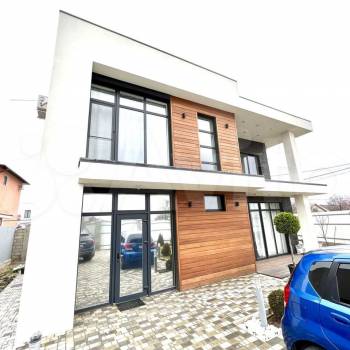 Продается Дом, 190 м²