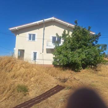 Продается Дом, 240 м²