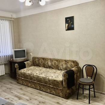 Продается 1-комнатная квартира, 32 м²