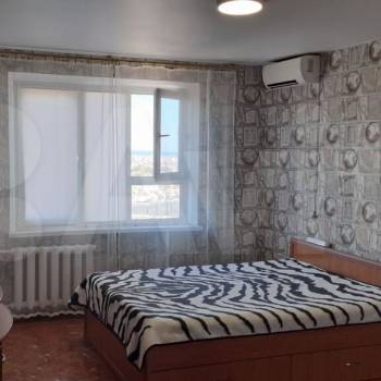 Продается 1-комнатная квартира, 40 м²