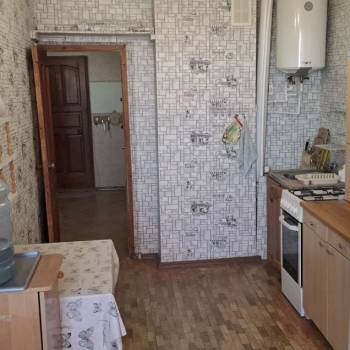 Продается 1-комнатная квартира, 40 м²