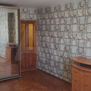 Продается 1-комнатная квартира, 40 м²