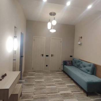 Продается 1-комнатная квартира, 60 м²