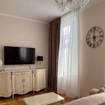 Продается 2-х комнатная квартира, 65 м²