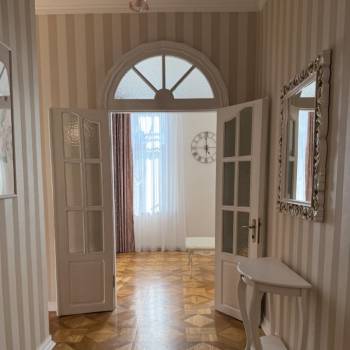 Продается 2-х комнатная квартира, 65 м²