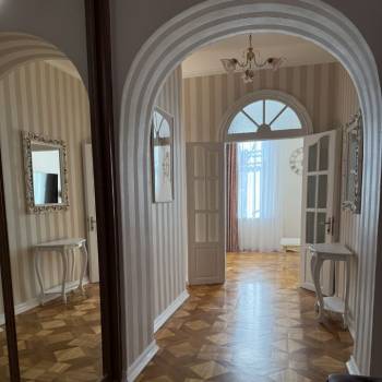 Продается 2-х комнатная квартира, 65 м²