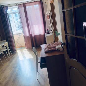 Продается 1-комнатная квартира, 33 м²