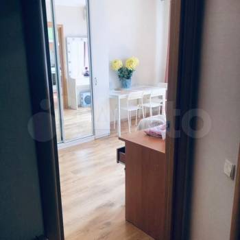 Продается 1-комнатная квартира, 33 м²