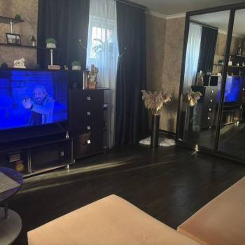 Продается 2-х комнатная квартира, 60 м²