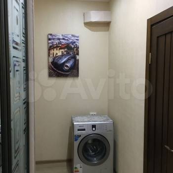 Продается 1-комнатная квартира, 49,4 м²