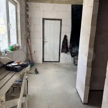 Продается 1-комнатная квартира, 32 м²