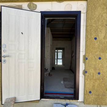 Продается 1-комнатная квартира, 32 м²