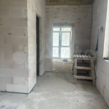 Продается 1-комнатная квартира, 32 м²