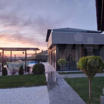 Продается Дом, 245 м²