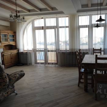 Сдается Многокомнатная квартира, 68 м²