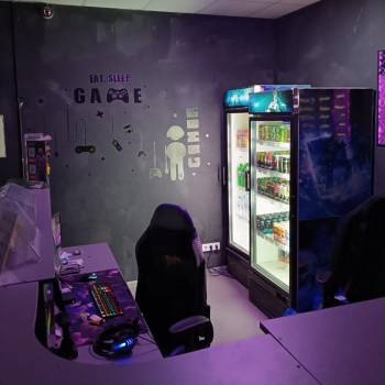 Продается Нежилое помещение, 282 м²