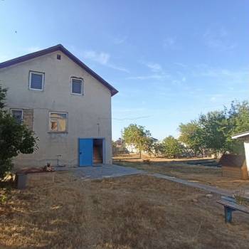 Продается Дом, 182 м²