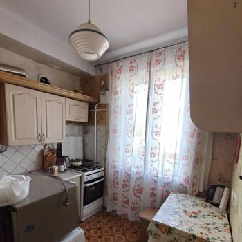 Продается 3-х комнатная квартира, 57,7 м²