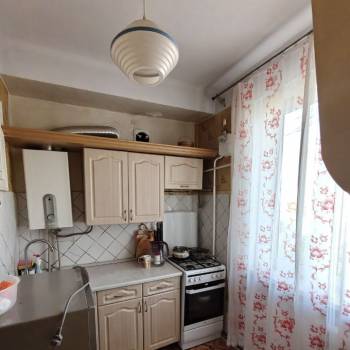 Продается 3-х комнатная квартира, 57,7 м²