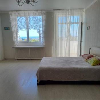 Сдается 1-комнатная квартира, 55 м²