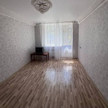 Продается 1-комнатная квартира, 29,8 м²