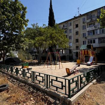 Продается 1-комнатная квартира, 29,8 м²