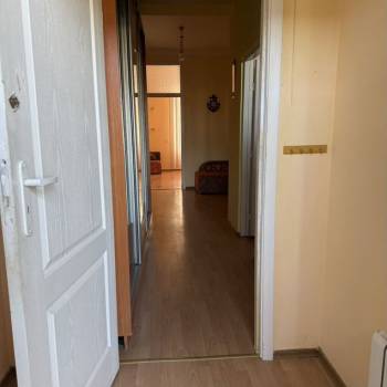 Продается 1-комнатная квартира, 55,4 м²