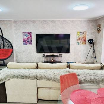 Сдается Многокомнатная квартира, 85 м²