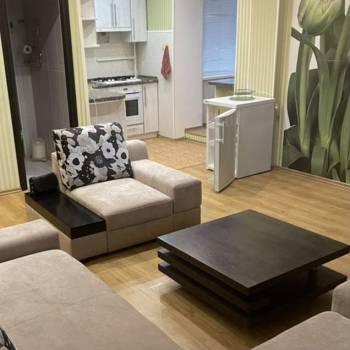 Сдается 1-комнатная квартира, 60 м²