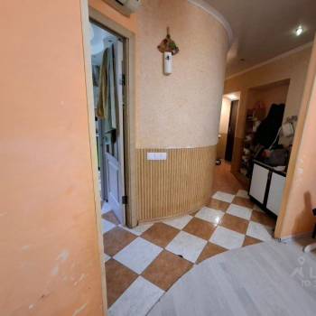 Продается 3-х комнатная квартира, 50 м²