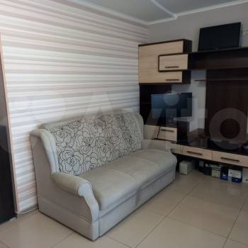 Продается 1-комнатная квартира, 40 м²