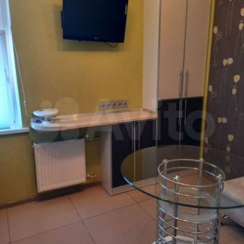 Продается 1-комнатная квартира, 40 м²