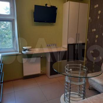 Продается 1-комнатная квартира, 40 м²