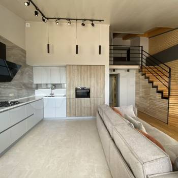 Продается 2-х комнатная квартира, 52 м²